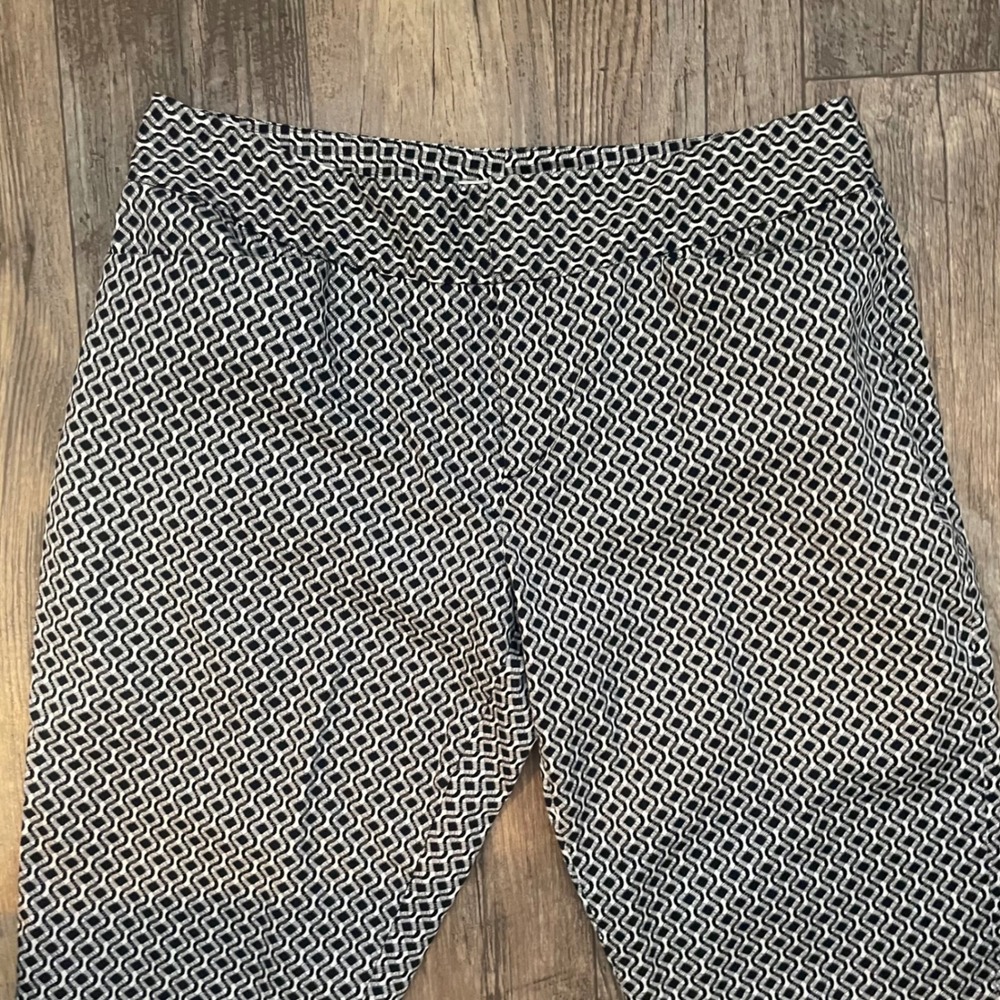 Coldwater Creek Natural Fit Geometric Print Cropped Pants Women's Size 14